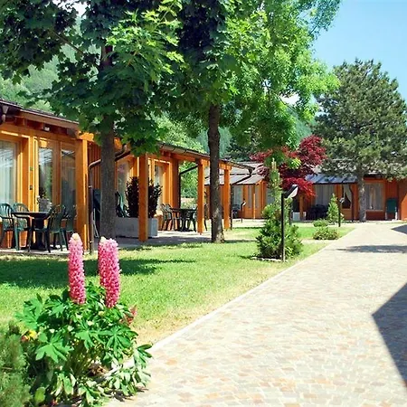 Dolomiti Camping 4*