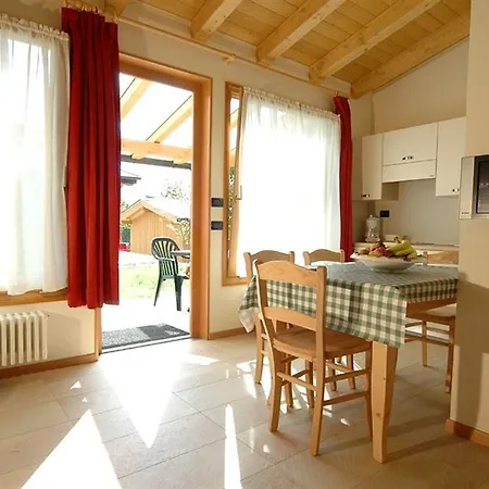 Camping Dolomiti 4*